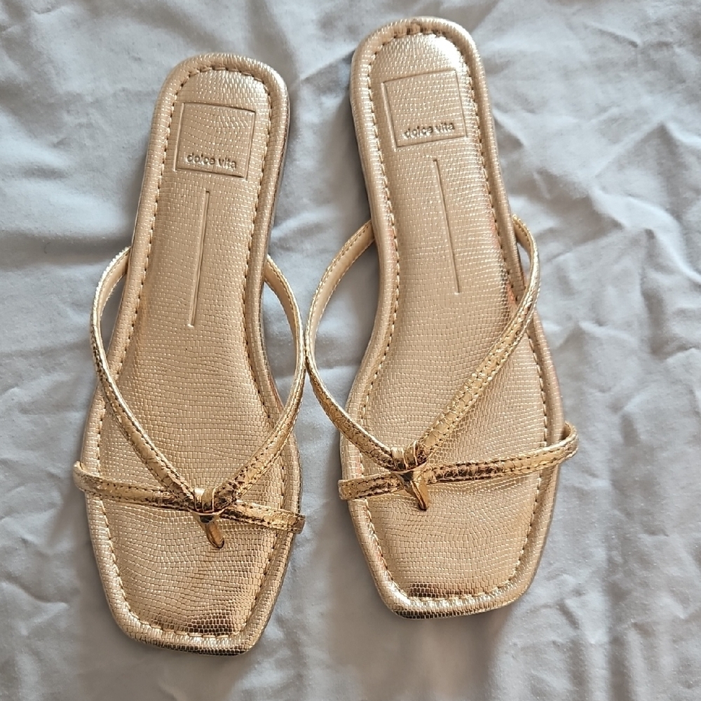 Dolce Vita Gold Sandals Minimalist Design